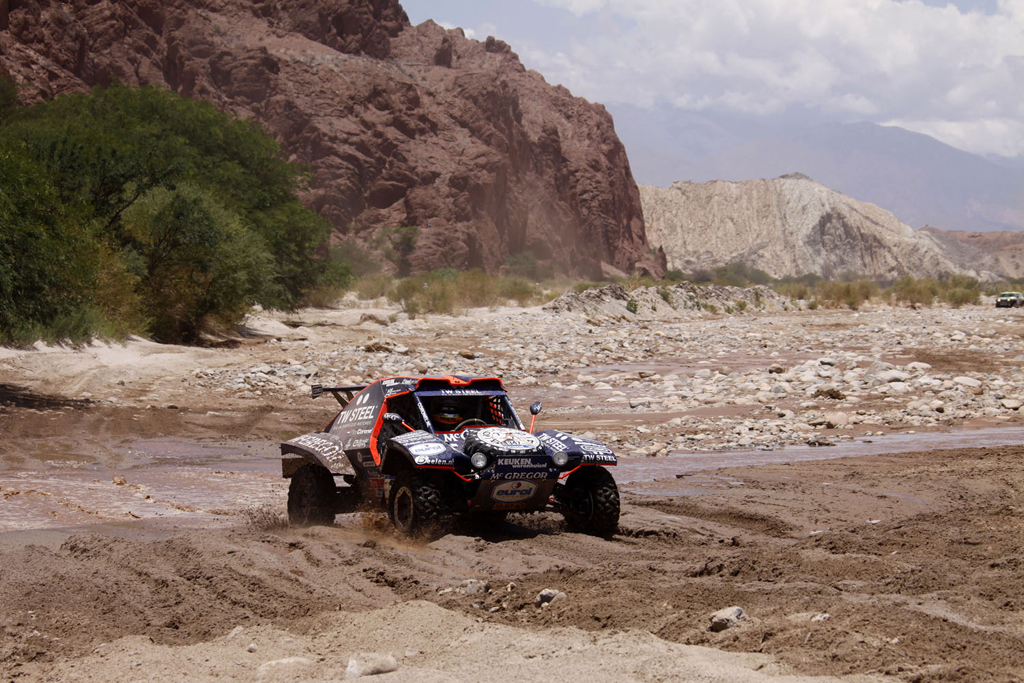 Coronel vindingrijk tijdens loodzware Dakar Rally, Norberto Fontana EXIT